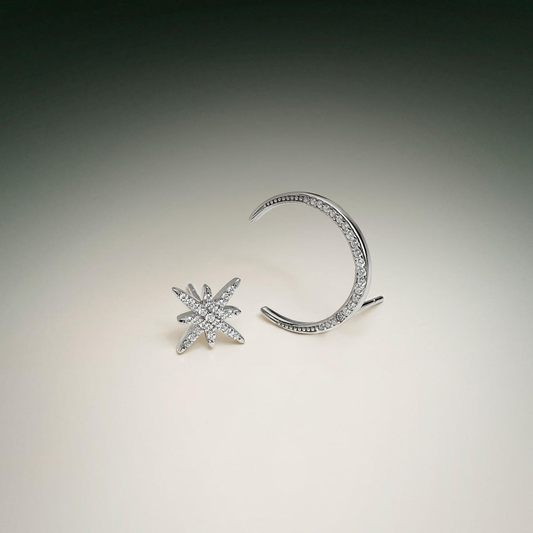ASIMMETRISCHE ZILVEREN OORRINGEN TO THE MOON &amp; BACK