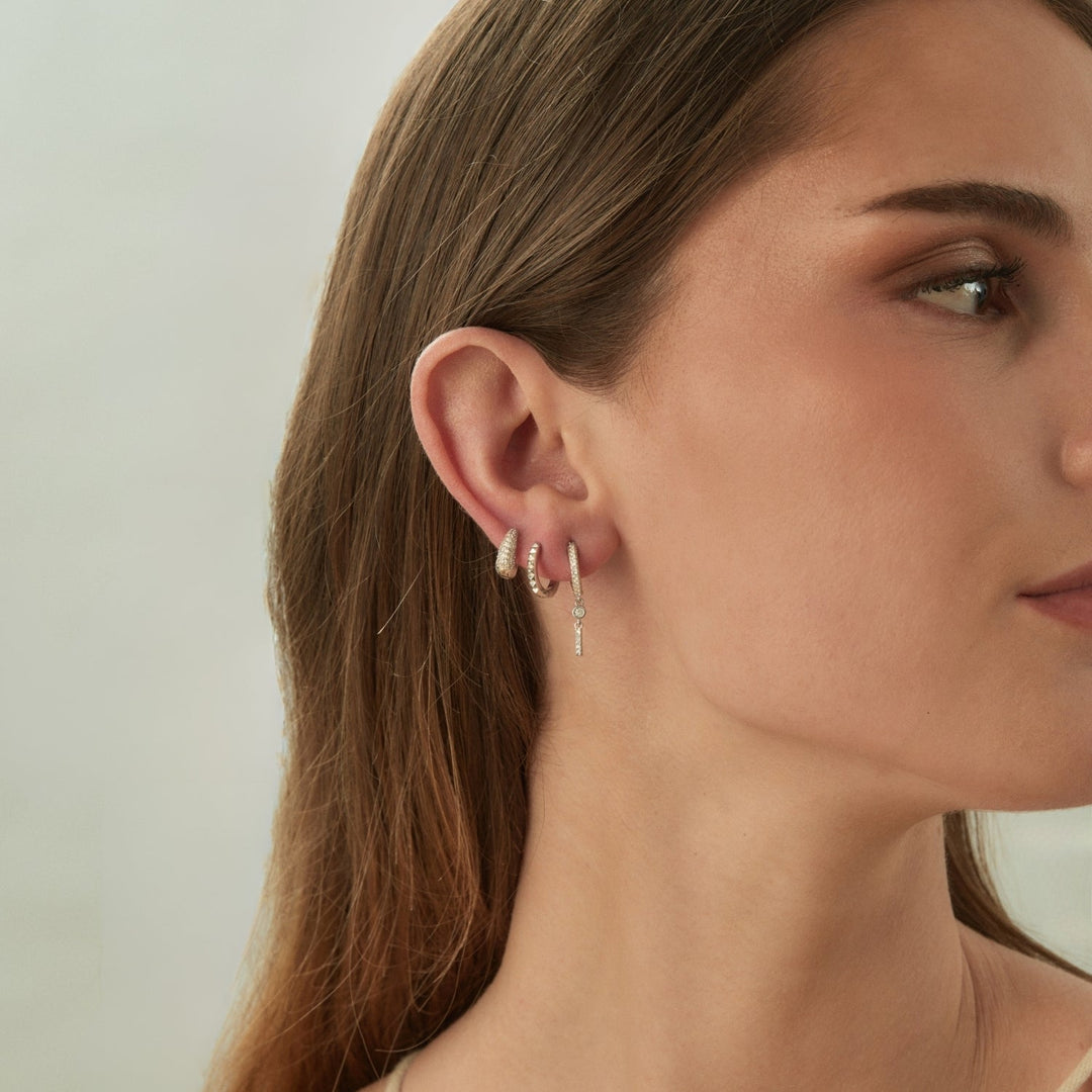 GABRIELE SILVER HOOP PIERCING EARRING
