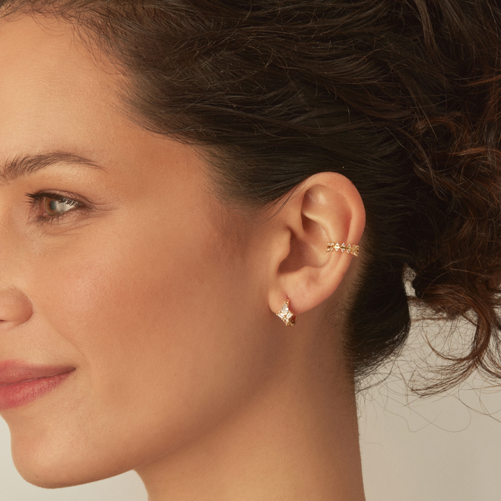 PIERCING OORBEL OORRING GOLD NOUR