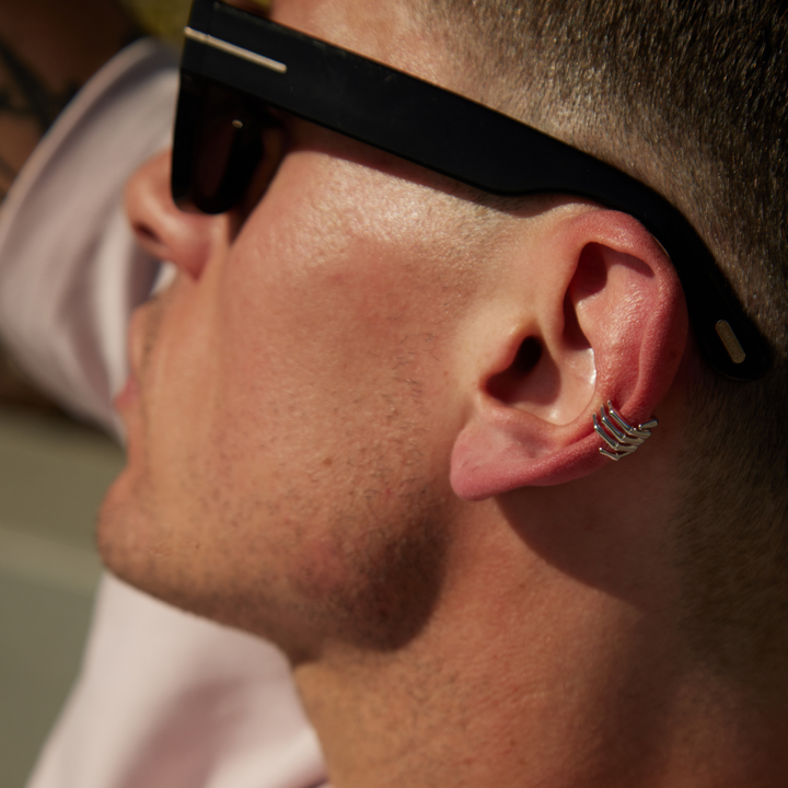 EAR CUFF PRATA GIVE ME A HAND